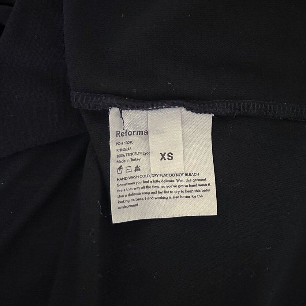 Reformation Basic Tee - image 4